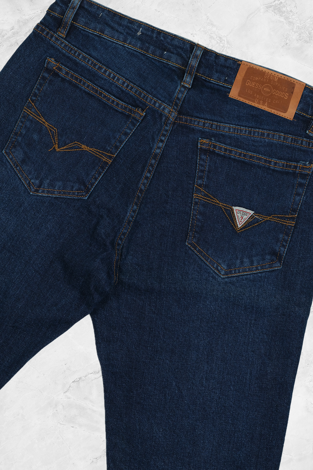 5 GUESS FINNELY TAPERED JEANS - Image 2