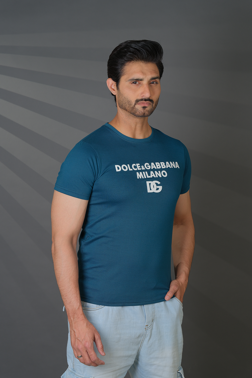 DSCF9151 D&G MILAN. - Image 2