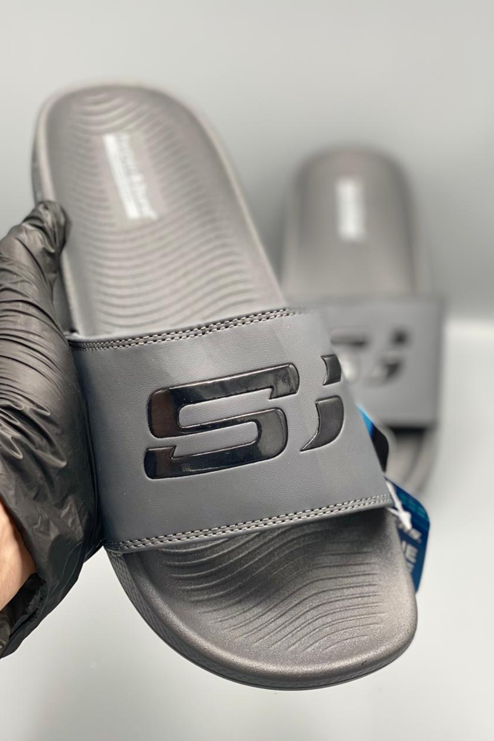 Skechers hyperburst slides GREY BLACK D1 Skechers Hyperburst Slides GREY BLACK D1 - Image 1