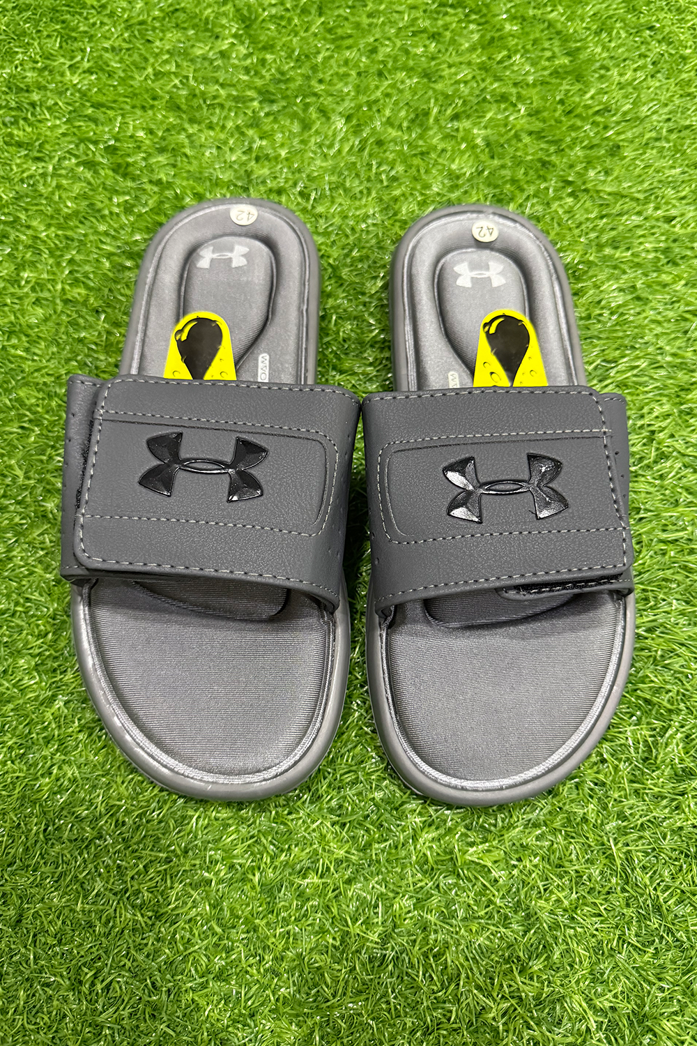 IMG_2252 UA Grey Slide - Image 2